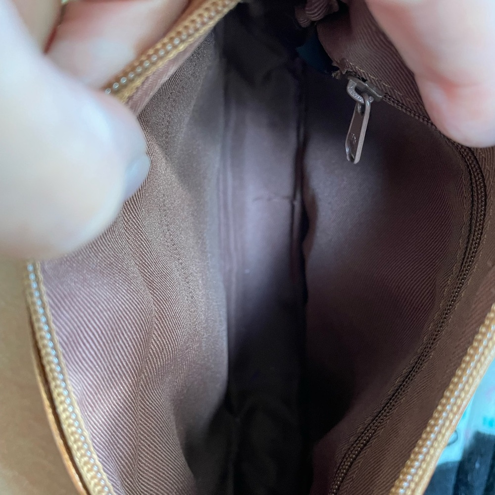 👜 Fossil Riley Leather Mini Crossbody Bag | Camel | Silvertone Hardware | MINT - Picture 5 of 7
